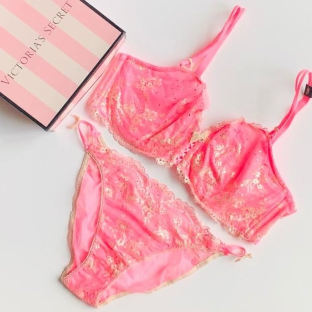 34DD MEDIUM Victoria’s Secret pink bra set